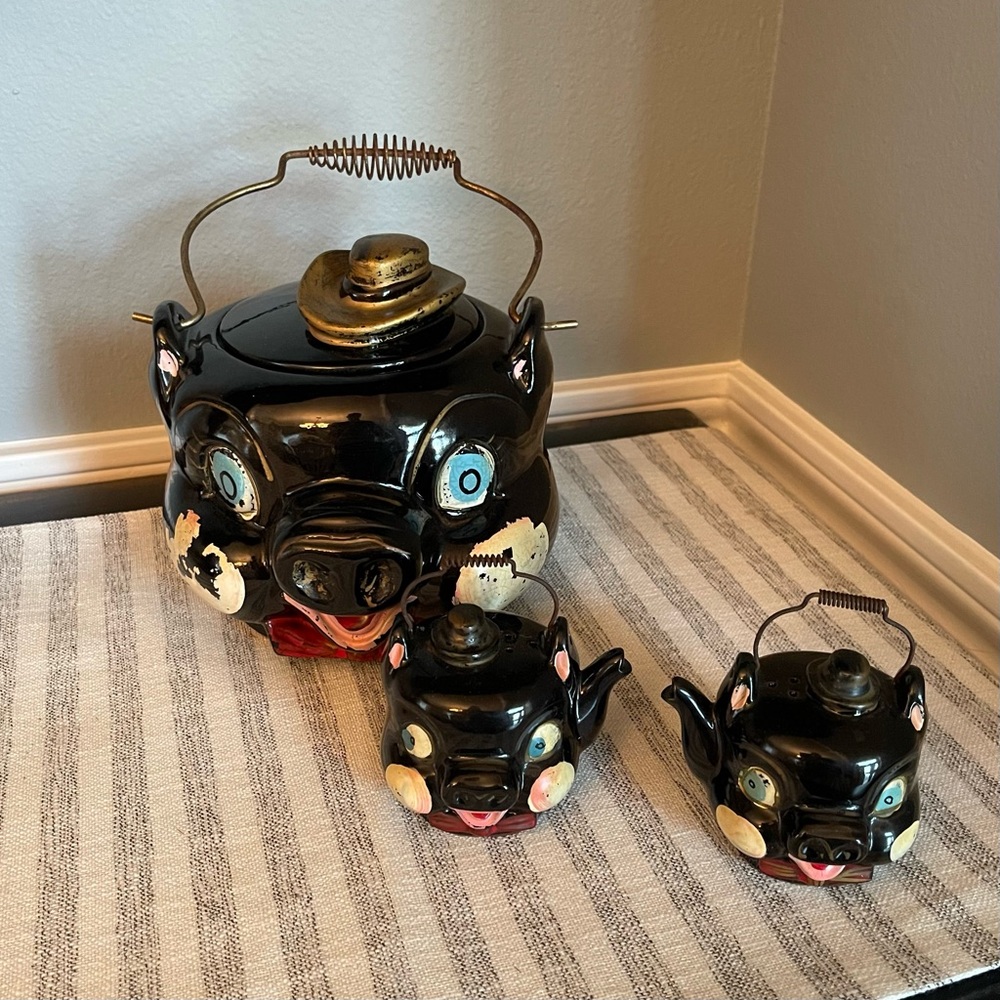Vintage Cookie Jar with Matching Salt & Pepper Shakers - Black Pig